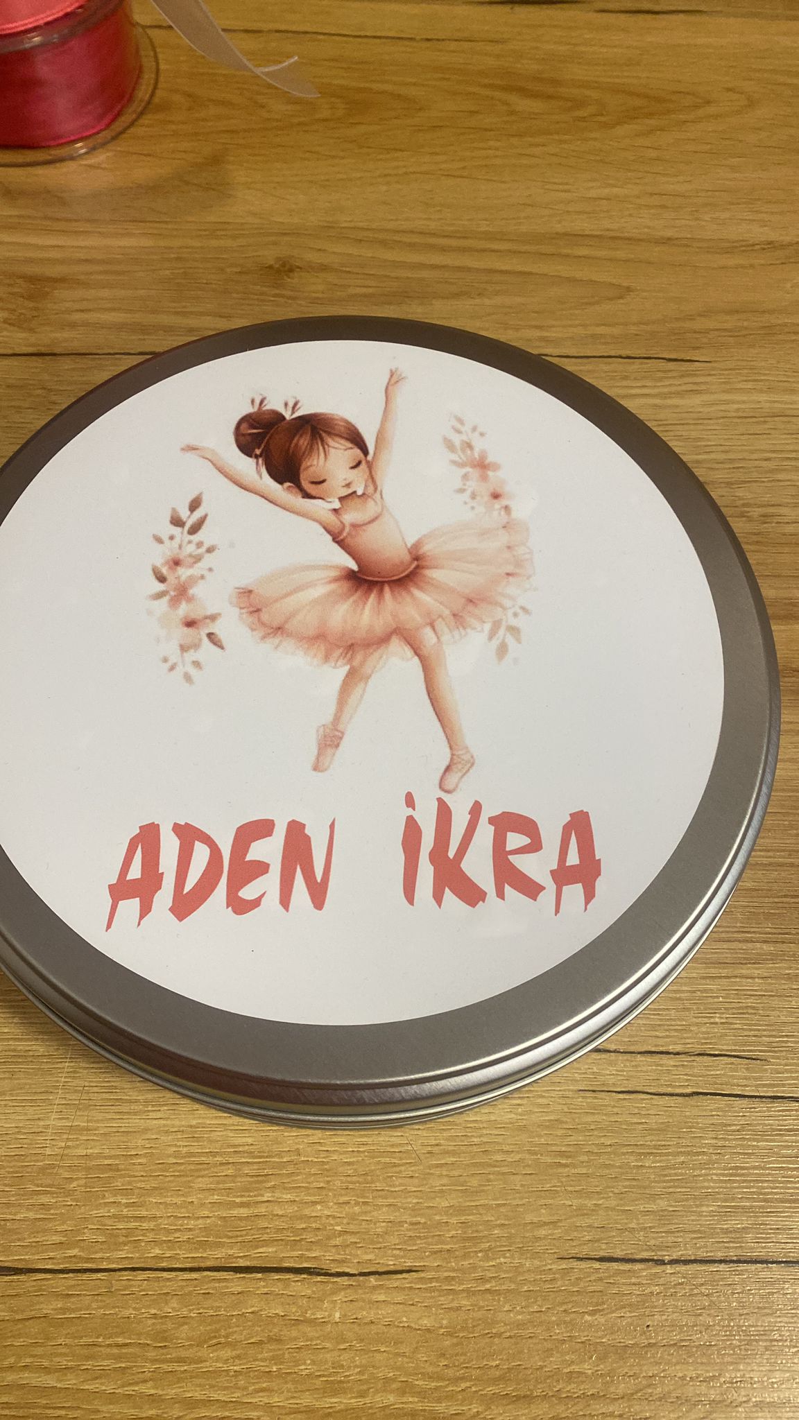 Etiketli Bebek Çikolatası